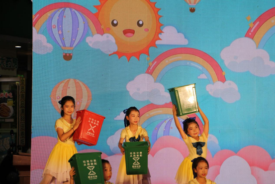 “分類(lèi)在指尖 文明在心間” ，武江這場(chǎng)垃圾分類(lèi)宣傳活動(dòng)趣味十足！